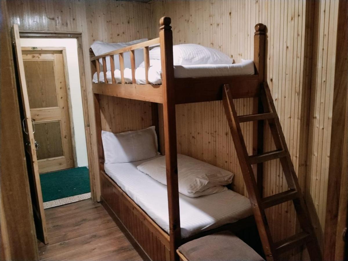 Hotel Yak Manāli Eksteriør bilde
