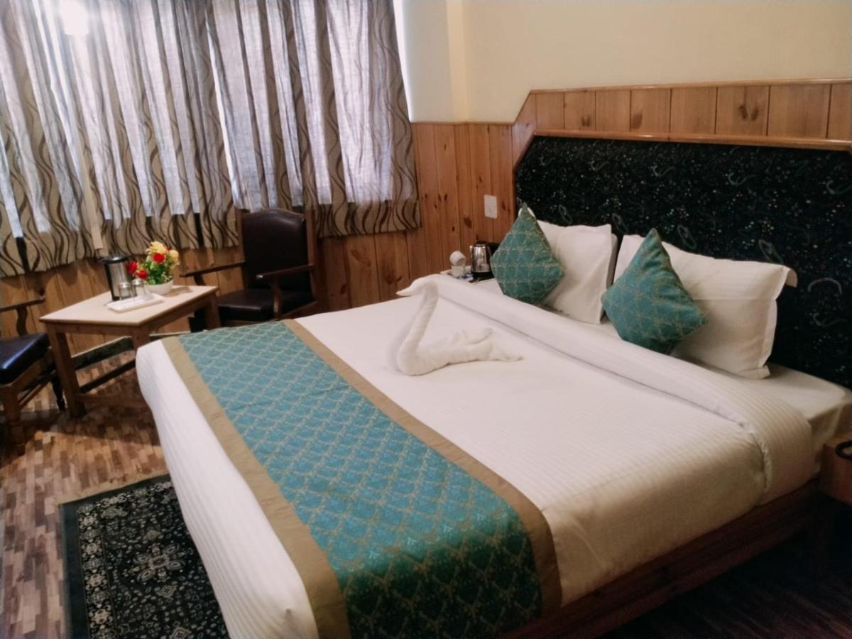 Hotel Yak Manāli Eksteriør bilde