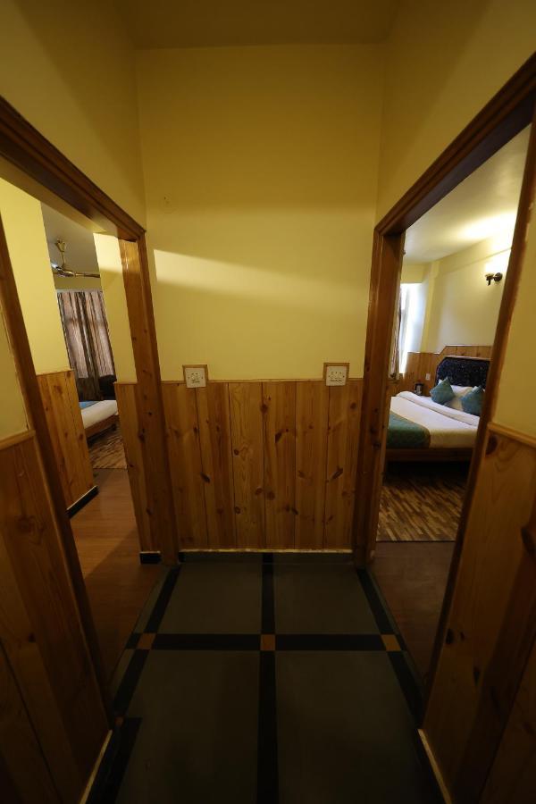 Hotel Yak Manāli Eksteriør bilde