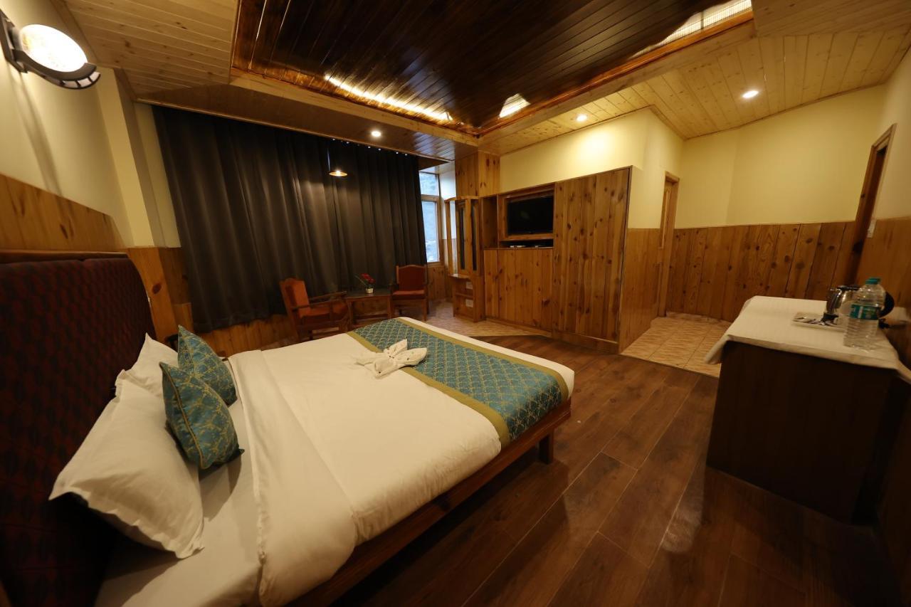 Hotel Yak Manāli Eksteriør bilde